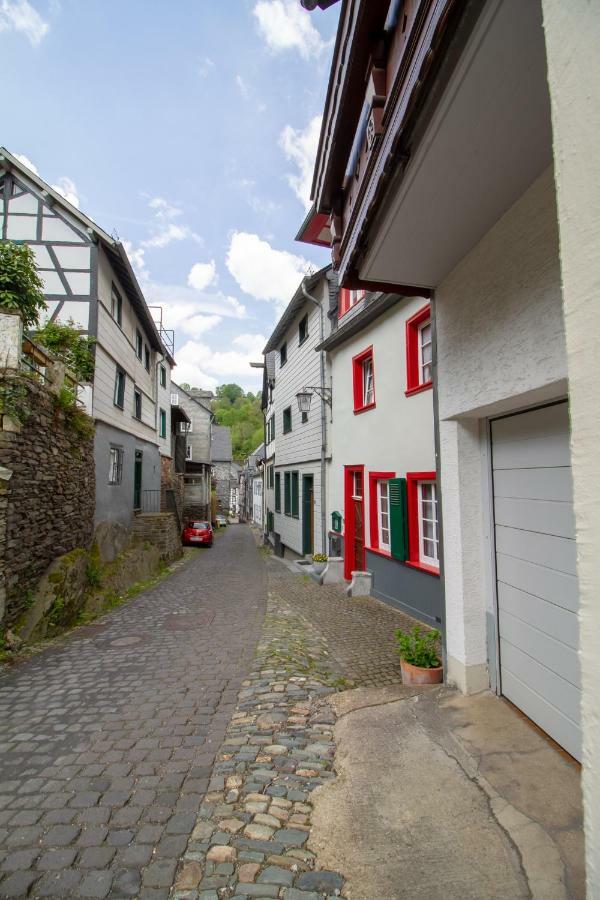 Ferienhaus Muehlenberg Monschau Exteriör bild